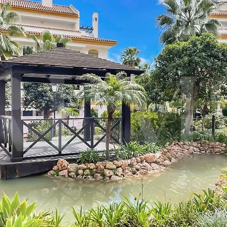 Getaway With Parking, Jacuzzi And Pool Rems Apartment *