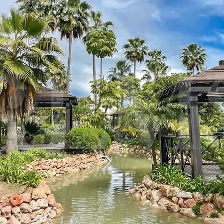 Getaway With Parking, Jacuzzi And Pool Rems Apartment *