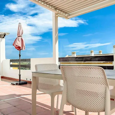 Getaway With Parking, Jacuzzi And Pool Rems *
