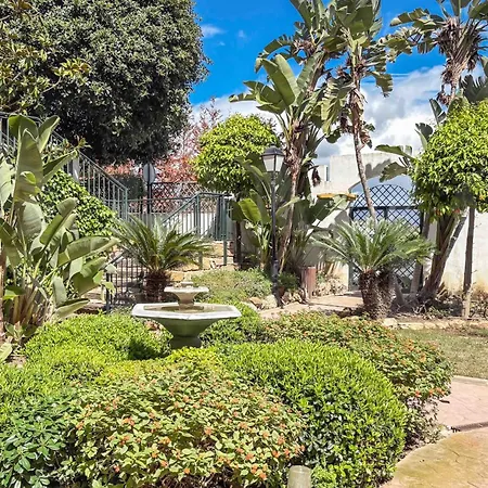 Getaway With Parking, Jacuzzi And Pool Rems *