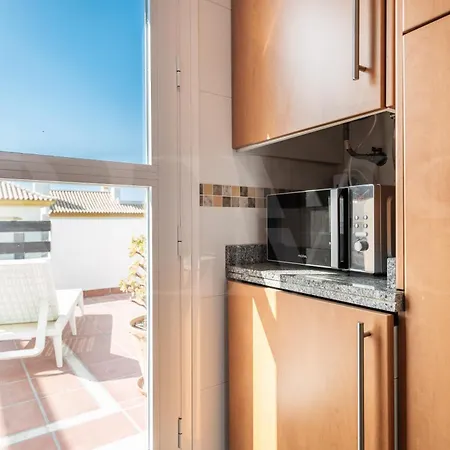 Getaway With Parking, Jacuzzi And Pool Rems Apartment *