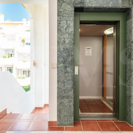 Getaway With Parking, Jacuzzi And Pool Rems *